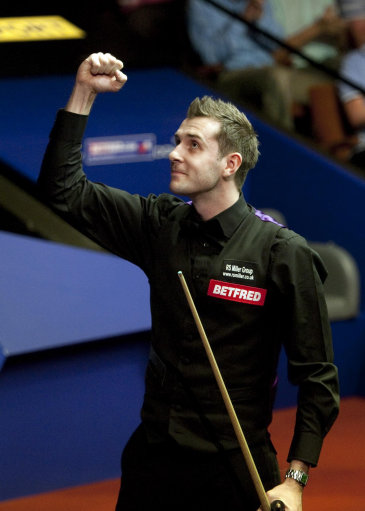 中场与中后 中场与中后