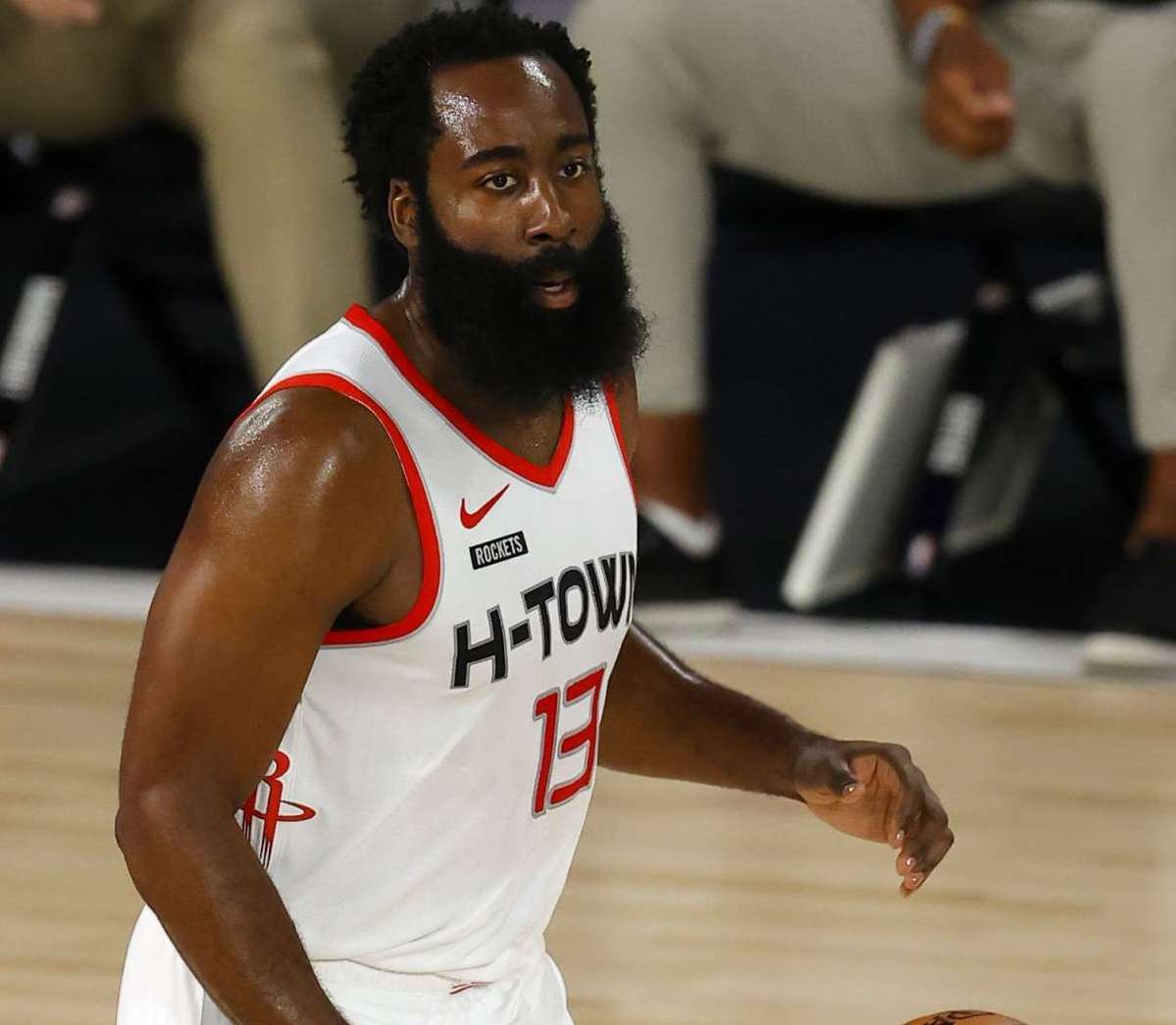 在与爱沙尼 在与爱沙尼