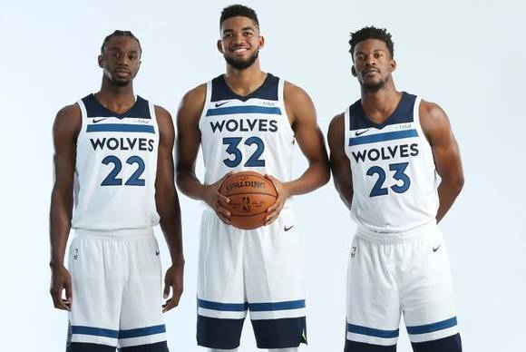 足见其不凡 足见其不凡