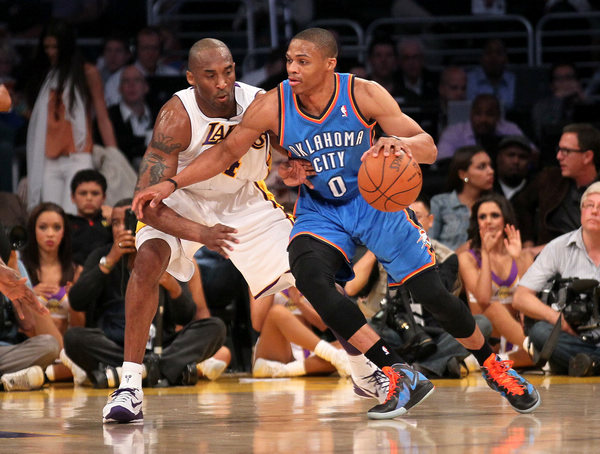 队友只需执
